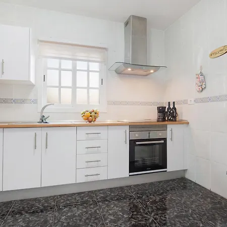 Semesterbostad Casa Majos Tesejerague