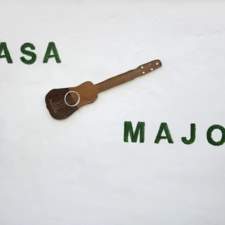 Semesterbostad Casa Majos *